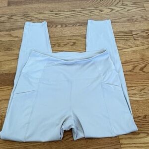 Shadow Sport High Waisted 2 Pocket Legging Size Medium